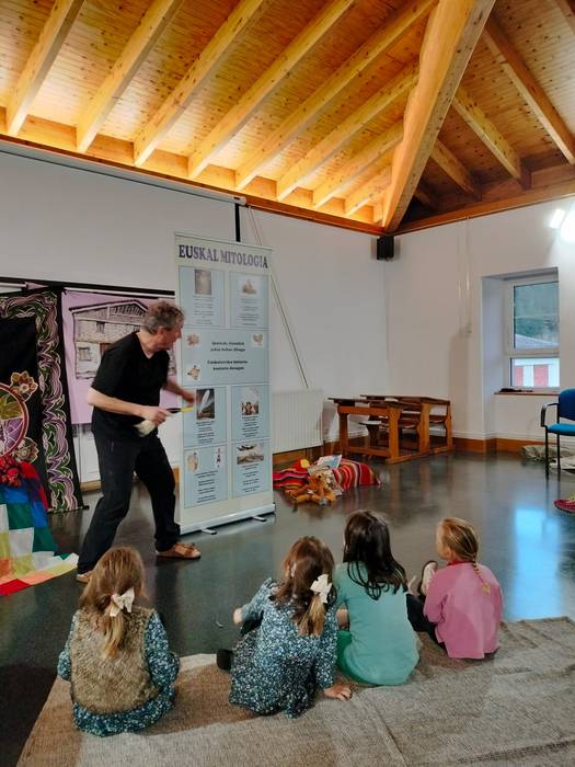 Atzo banatu zituzten Aiarako 4 1767018602532