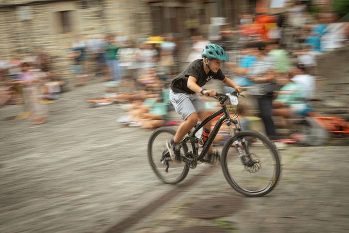 Bizikletak irudimenez jantzi 32 1757325729217