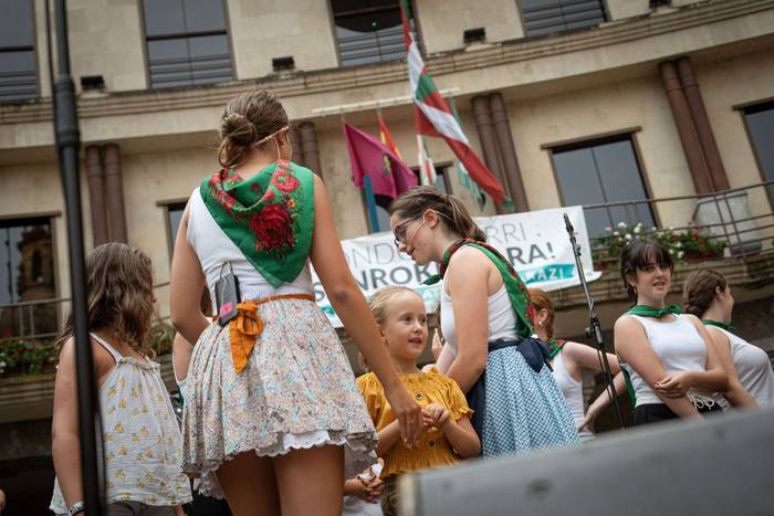 Arteon abesbatzaren pregoiak 41 1755203578475