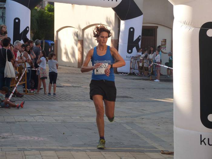 Haur zein helduek izan zuten 303 1538429660032