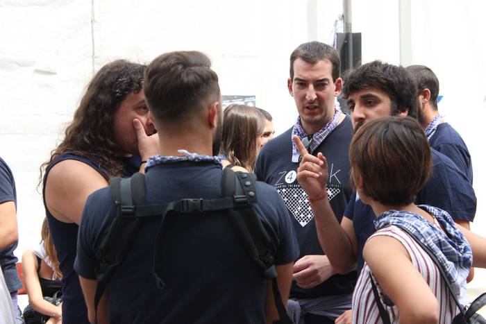 Sokatik tiraka itzuli dira j 31 1503500471012