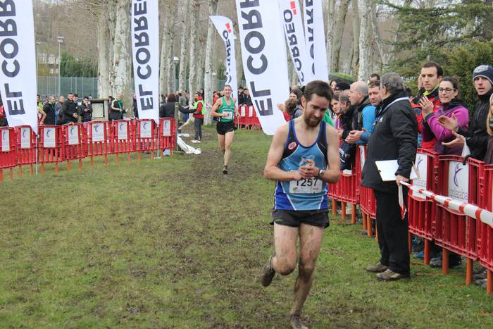 Ehunka lasterkarik bete ditu 58 1518372923536