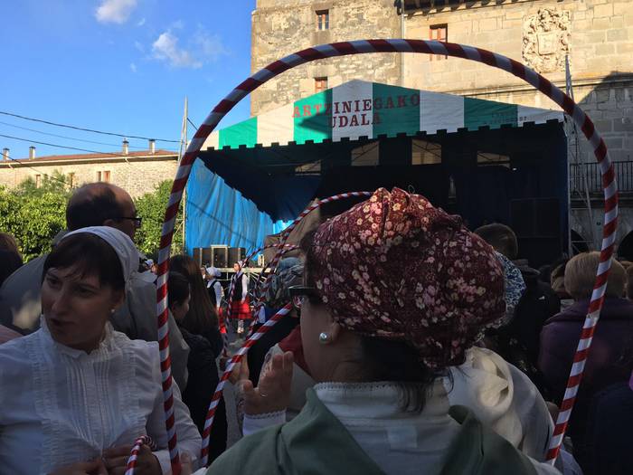 Parekidetasunaren eta euskar 53 1493367871250