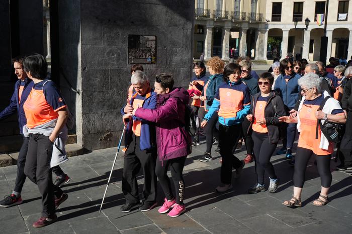 Ehunka lagunek parte hartu d 34 1774179193994