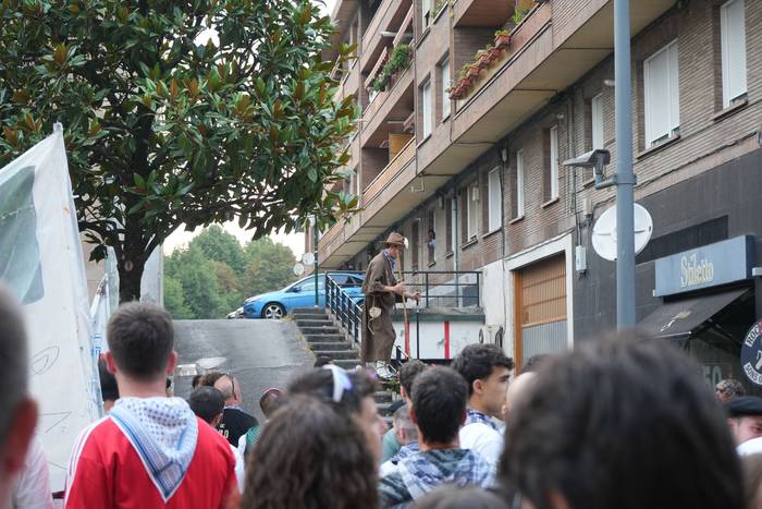 Kuadrillak arduratu dira San 54 1755424387521