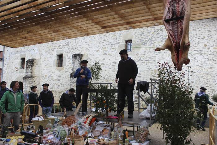 Ehunka ekoizlek eta bisitari 38 1516541993973