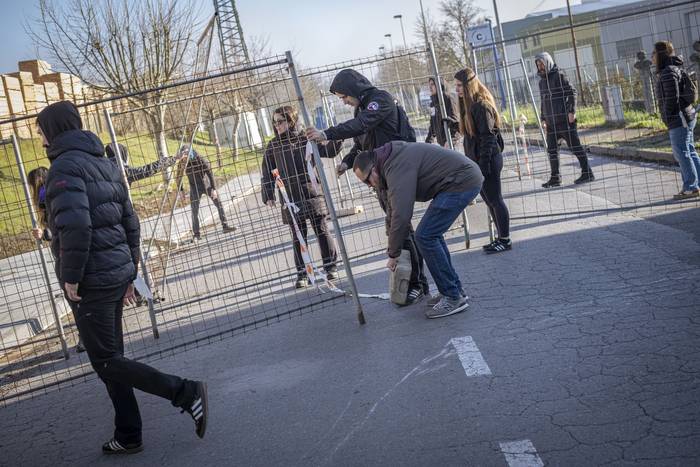 Jarraipen zabala ari du izat 98 1773748058402