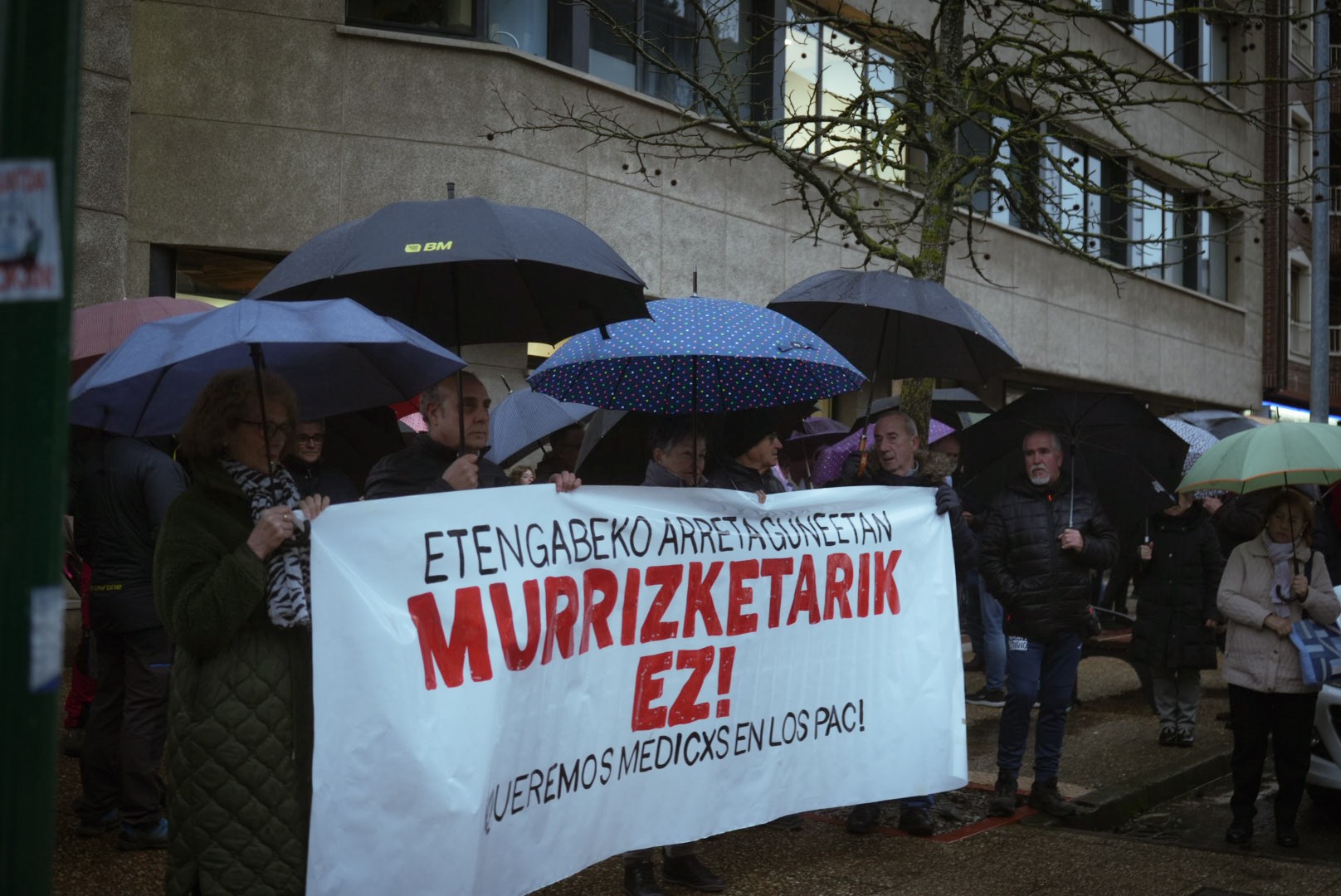 Laudioko larrialdietan berriro medikurik ez dagoela salatu dute