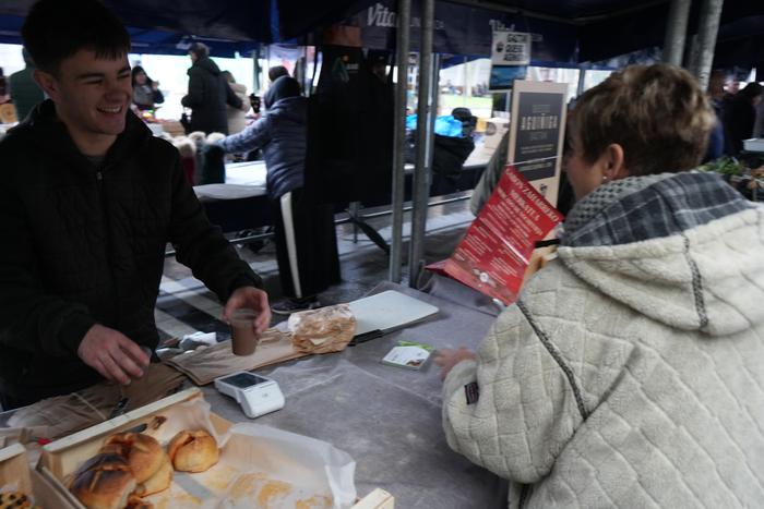 Olentzero eta Mari Domingi 1 9 1766581658717