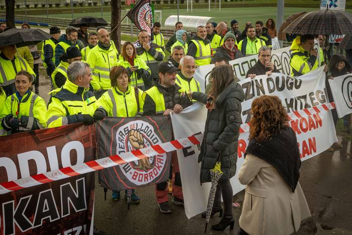 Protesta artean ekin du bide 22 1764159836489