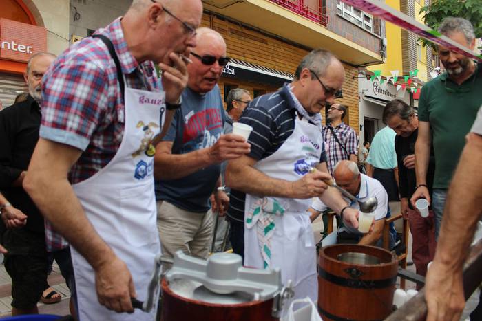 Su gozotan igaro dute goiza  9 1503153059070