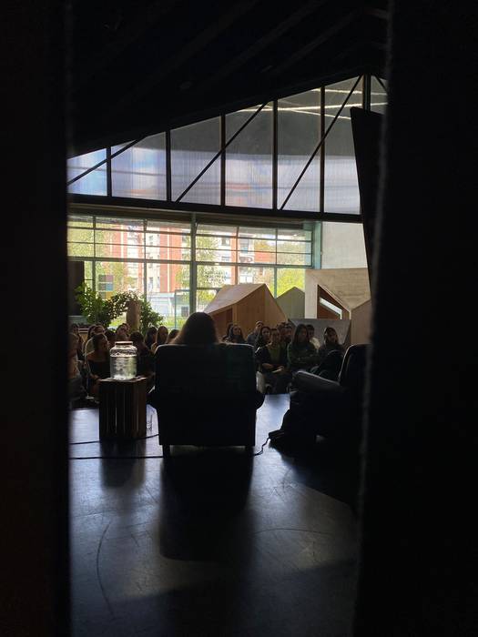 Hausnarketa eta ahizpatasuna 11 1757923150752