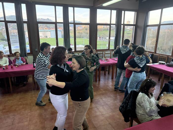 Trikitilari eta panderojole  20 1771781963887