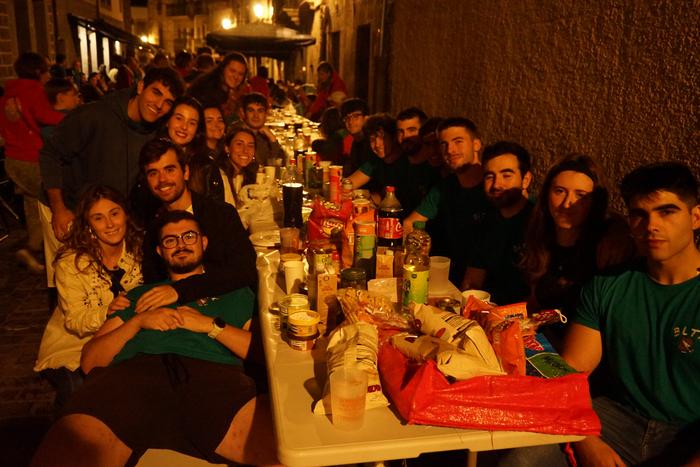 Artziniegako kuadrillek muzi 9 1757714171307