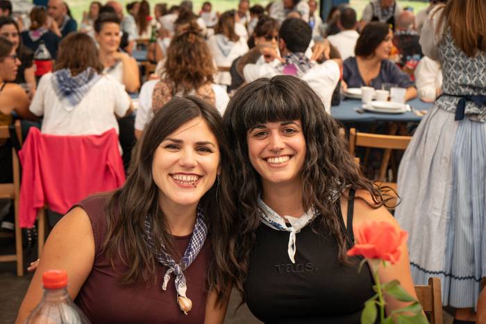 Ehunka lagun bildu dituzte j 35 1757018421730