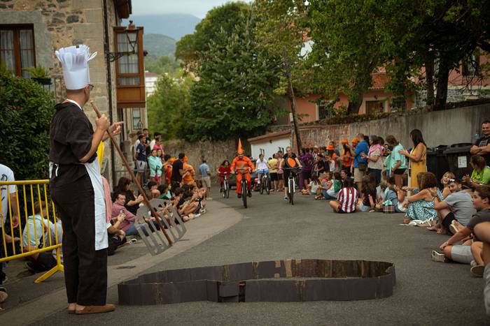 Bizikletak irudimenez jantzi 62 1757325830936