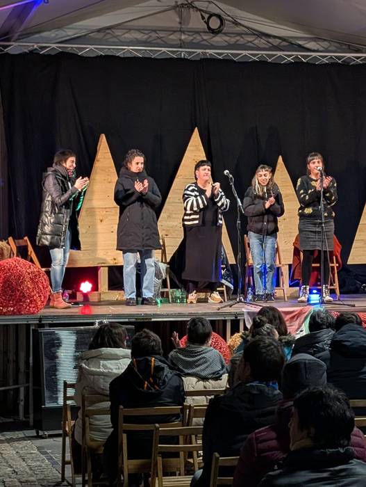 Bertsozalez bete du Foru pla 1 1766948131710