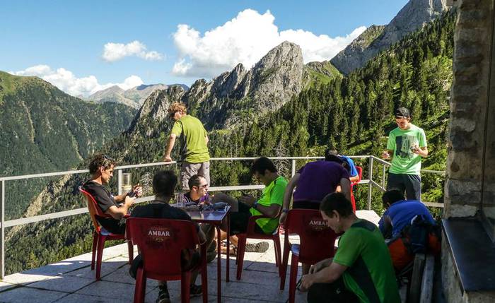 Piriniotan ibili dira Mendik 11 1500367608757