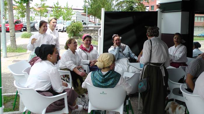 Dantza taldeak taldeak izan  48 1496048827006