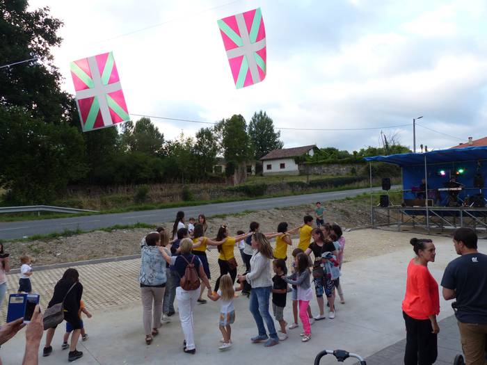 Auzokidenetzako eskaintza iz 65 1500412759317