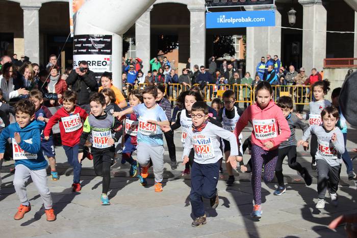 300 korrikalari baino gehiag 156 1517151078945