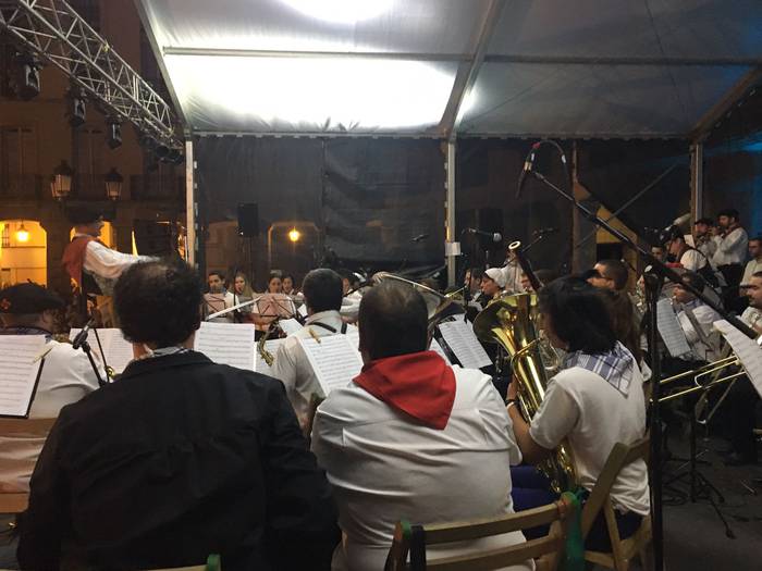 Castellersek, bertsolariek,  52 1503747246473