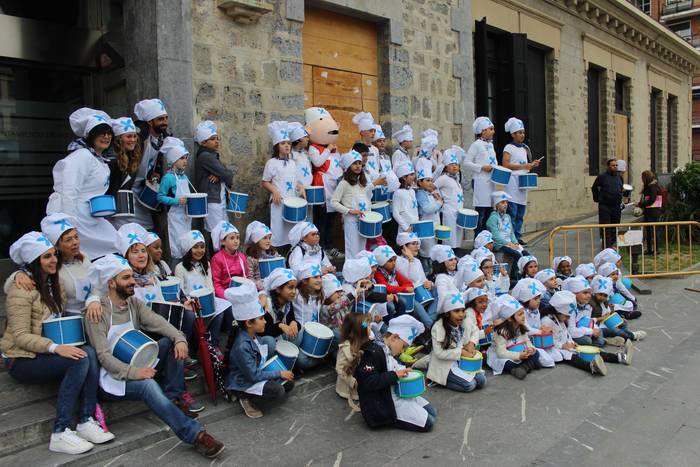 Danbor hotsez bete dituzte b 166 1524860581484