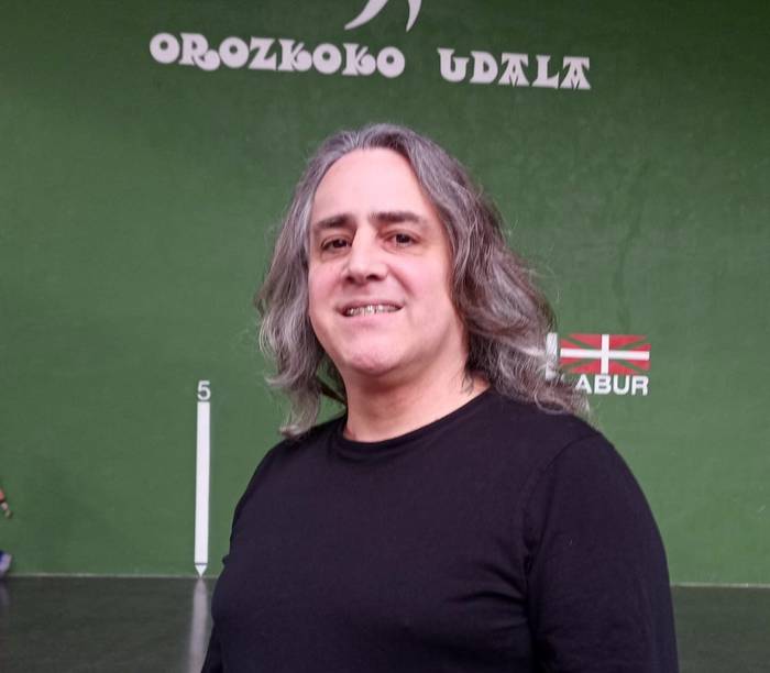 Pablo Gomez Lara da Elkarrekin Podemosen alkategaia Orozkon