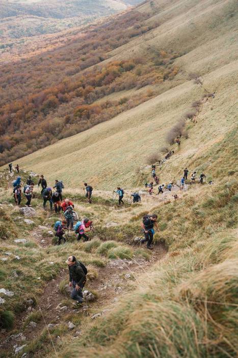 Gorobel Ibilaldiak ehuna men 59 1762257285979