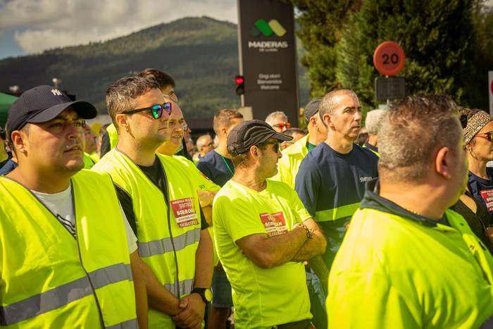 Elkarretaratze batekin salat 11 1758023232564