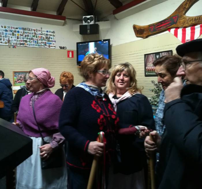 Agate Deunaren bezpera Okondon