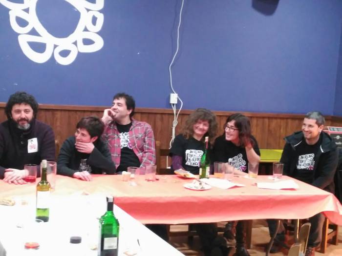 Laudioko bertso saioa argazkitan