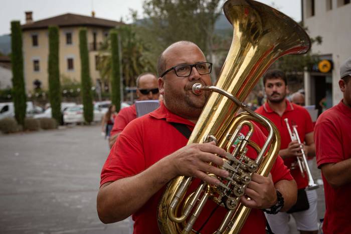 Haur eta nagusiak izan dira  16 1755092510543