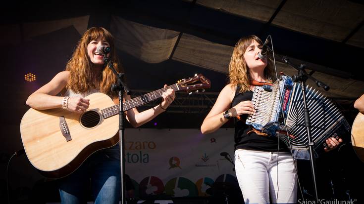 Alaitz eta Maider, Anje Duhalde eta Tapia eta Irati Arcelus ekarriko ditu Urmugak Baranbiora uztailaren 12an