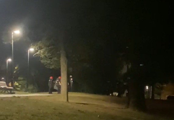 Bi gazte identifikatu eta isundu ditu Ertzaintzak Amurrion gaur goizaldean