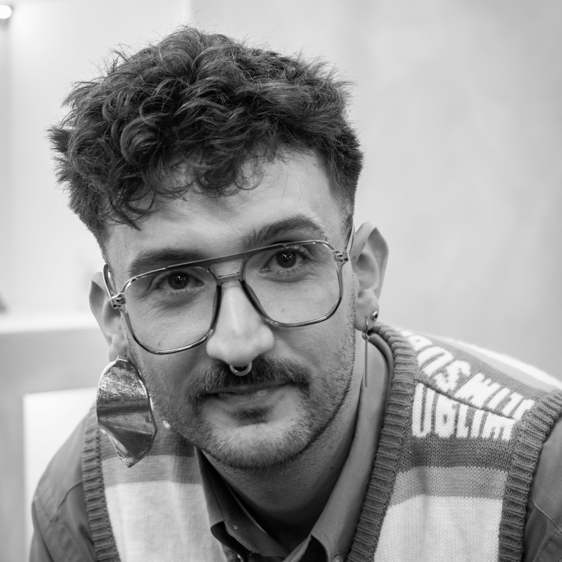 “Oso lan inspiragarria izan da, Miren funtsezkoa izan da esku artean nituen piezei azken soluzioa topatzeko”
