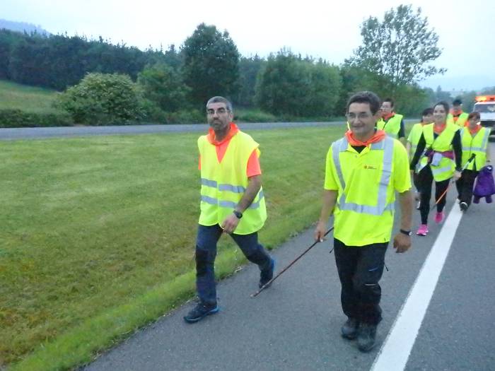 50 erromesek bete zuten Amur 26 1527590688097