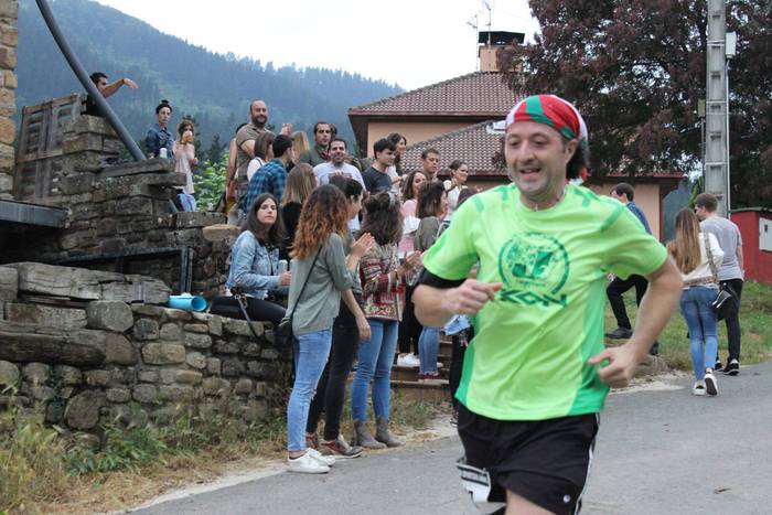 Auzoko mendiak zeharkatu zit 117 1498471778267