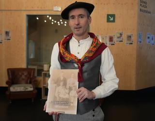 "Gure jatorrien atzetik" liburuaren zozketa