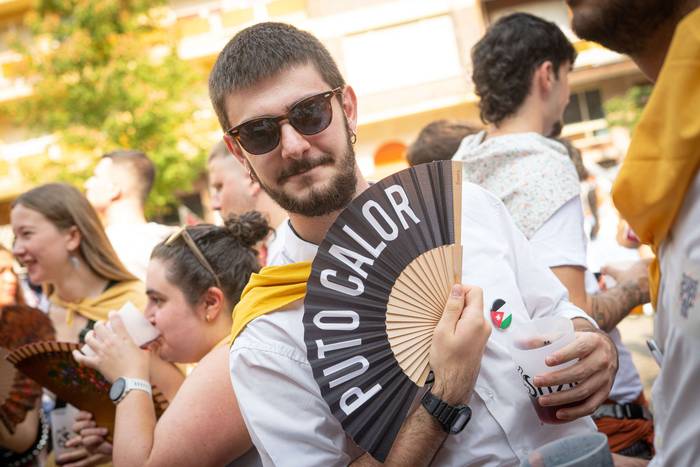 Festa-giro goria piztu du La 8 1755256937218