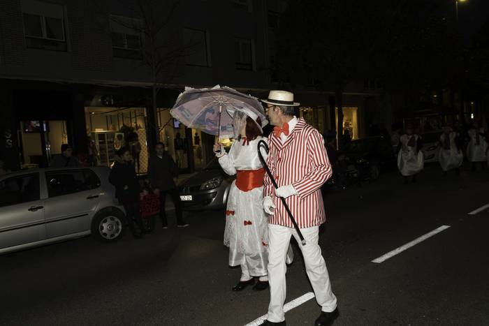 Mozorro koloretsuek ziprizti 76 1488199510030