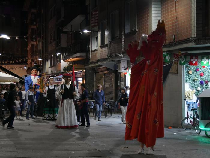 Dantza eta sua uztartu zitue 91 1661604409463