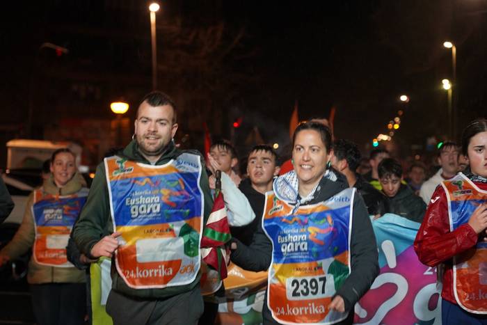 Aldarrikapenez eta pirotekni 240 1774615766960