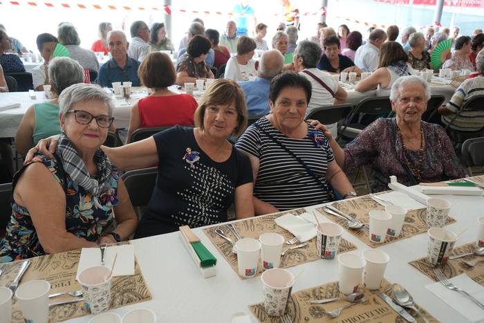 Atzoko gazteen bazkariak ehu 6 1755463196885