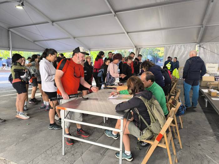 Adin guztietako mendizaleek  49 1760277225461