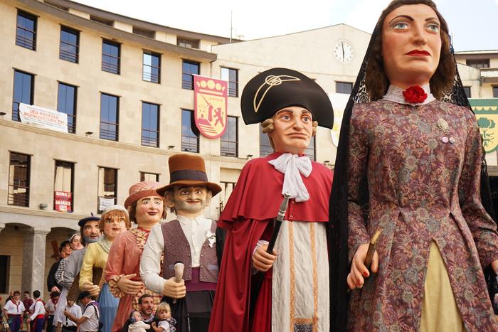 Erraldoien topaketak familie 1 1756405238575