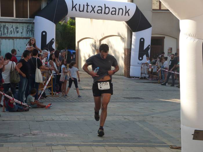 Haur zein helduek izan zuten 300 1538429645102