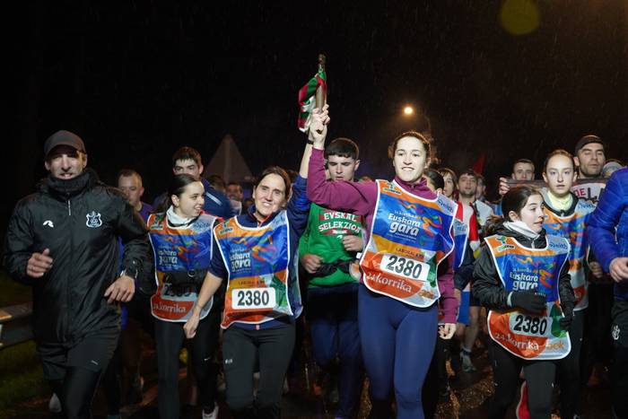 Aldarrikapenez eta pirotekni 70 1774615466209