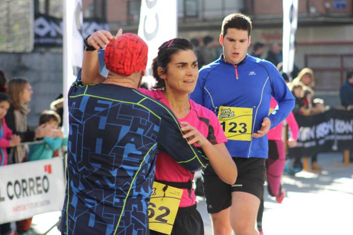 300 korrikalari baino gehiag 112 1517150673007