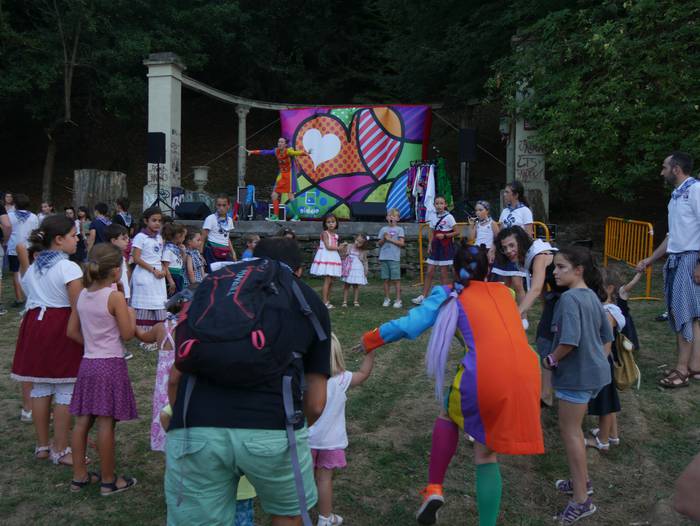 Arabako Herri kirolen txapel 42 1661625210583